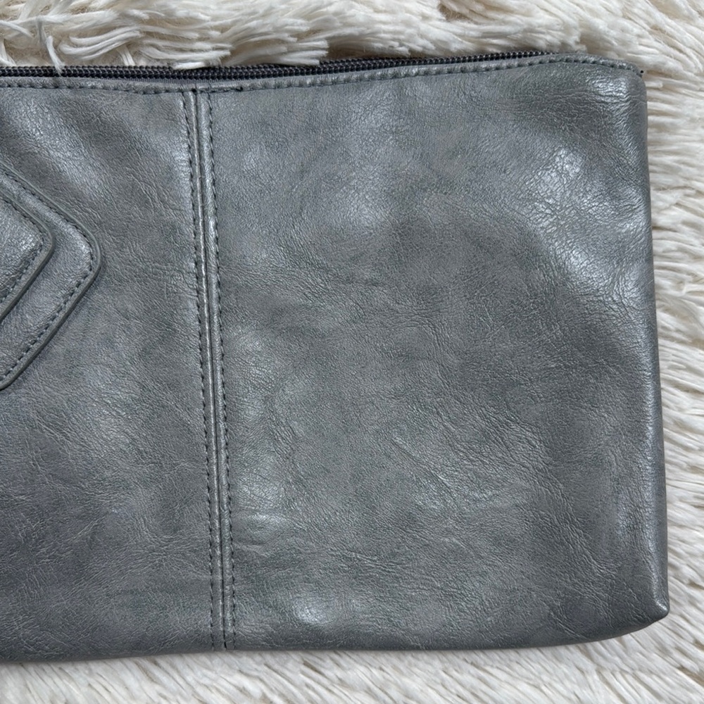 Boutique Faux Leather Wristlet 💗 Gray - Picture 8 of 11